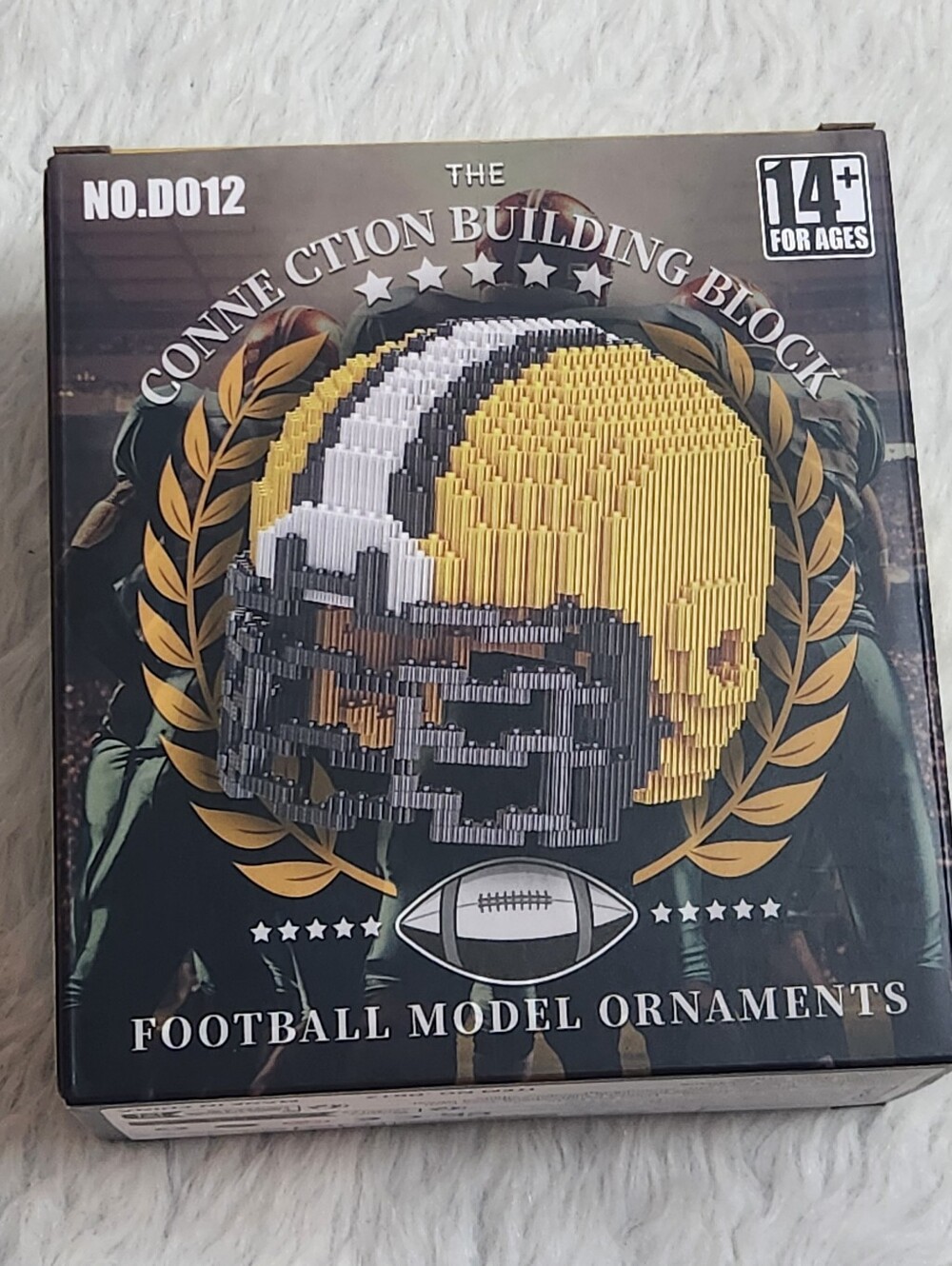 CONNECTION BUILDING BLOCK Football Model Ornament - Picture 5 of 8